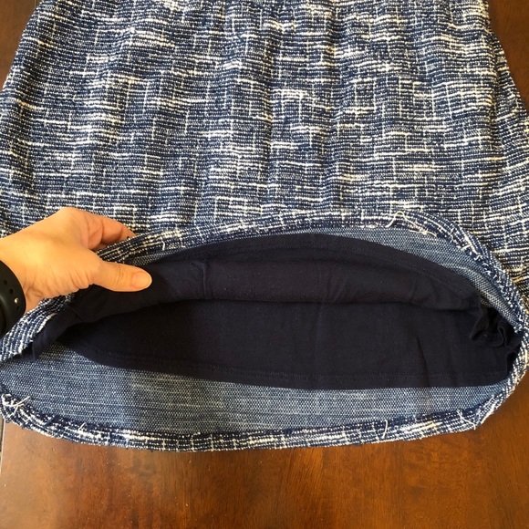 Navy Blue Textured Knit Skirt - Picture 4 of 4